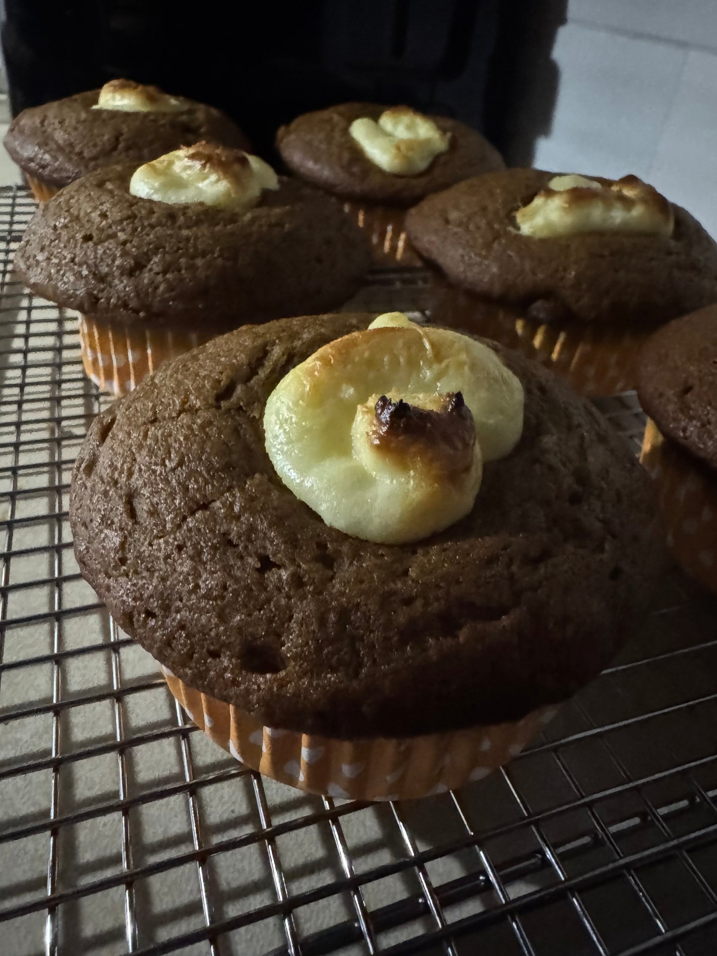 Spice-a-Licious Cream Signature Muffin - Bella Dolce Bakery